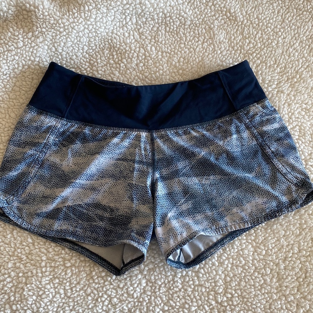 Lululemon Speed up short size 4